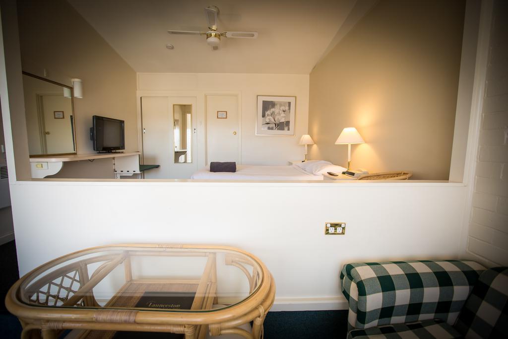 Abel Tasman Airport Motor Inn Launceston Exteriér fotografie