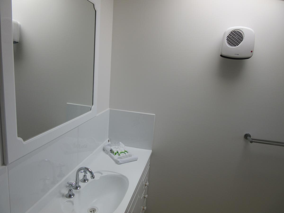 Abel Tasman Airport Motor Inn Launceston Exteriér fotografie
