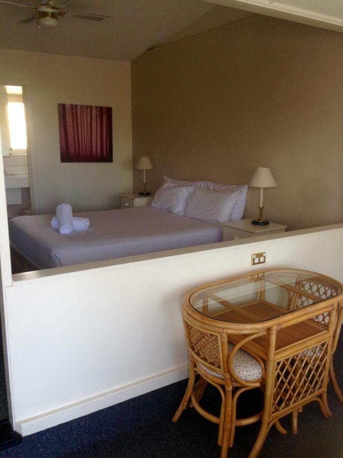 Abel Tasman Airport Motor Inn Launceston Exteriér fotografie